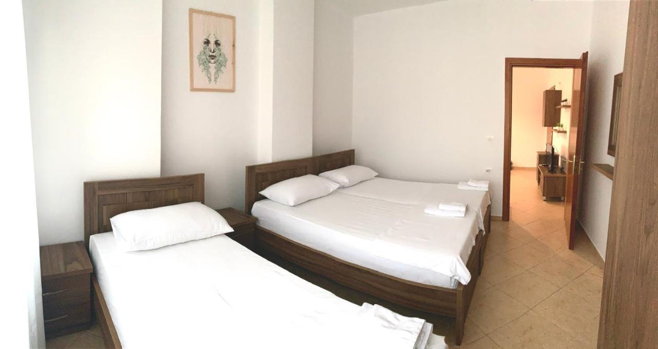 Sea La Vie Apartments Саранде Екстериор снимка